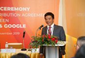 VinSmart ‘bắt tay’ ông lớn Google ra mắt ti vi thông minh